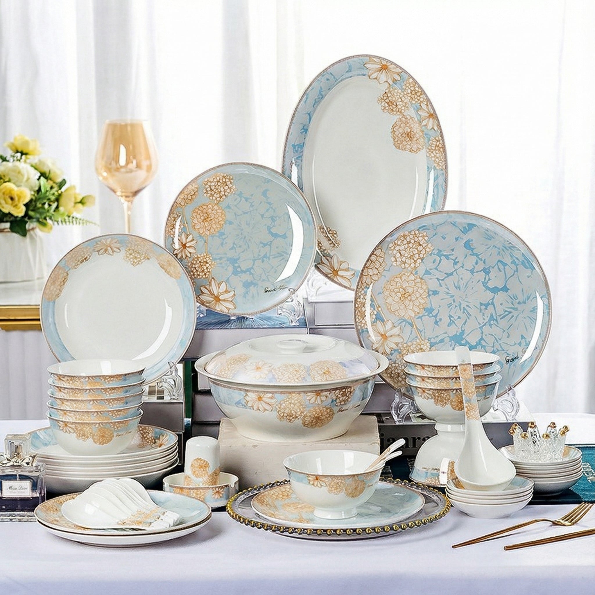 Exquisite Blue and Gold Floral Porcelain Dinnerware Set
